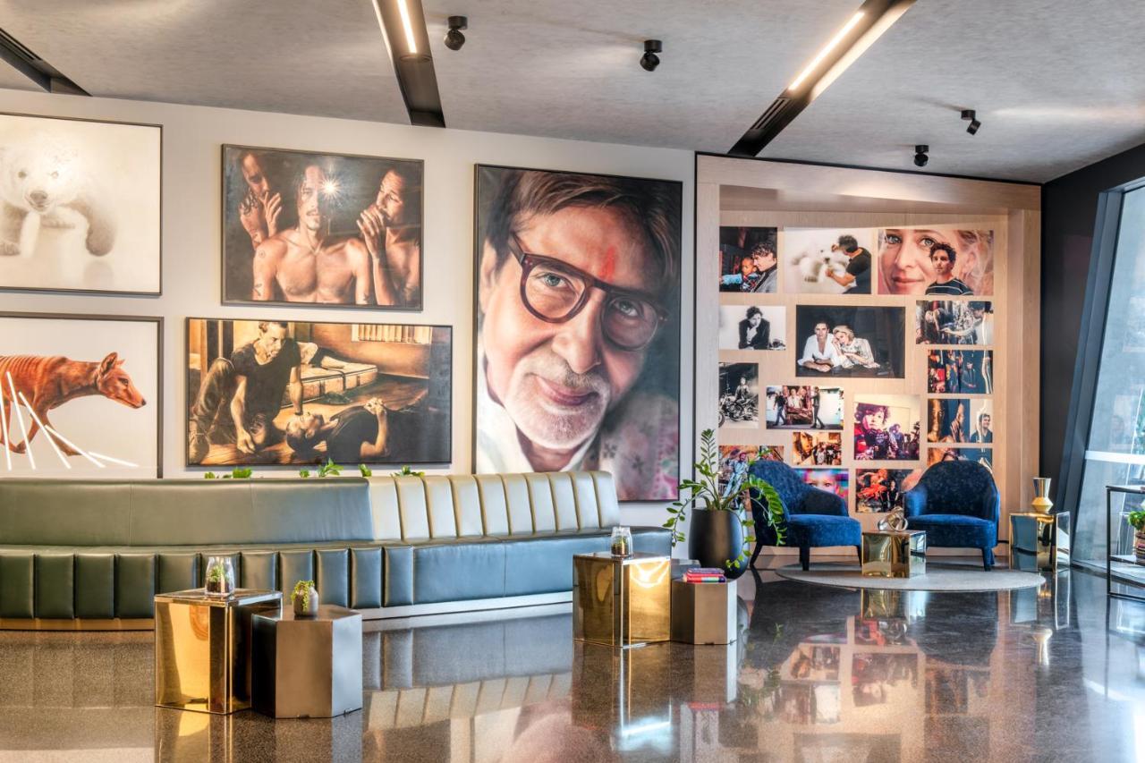 克雷斯托布鲁克文森特酒店 布里斯班 外观 照片 The lobby of the Academy Museum of Motion Pictures