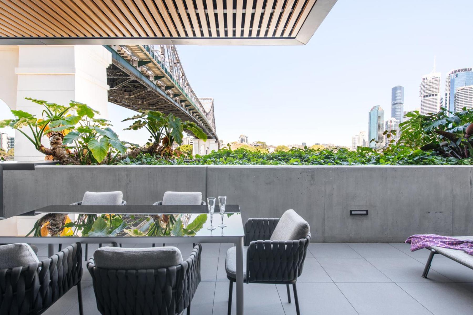 克雷斯托布鲁克文森特酒店 布里斯班 外观 照片 The rooftop garden